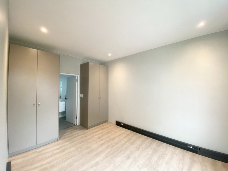 1 Bedroom Property for Sale in Paardevlei Western Cape